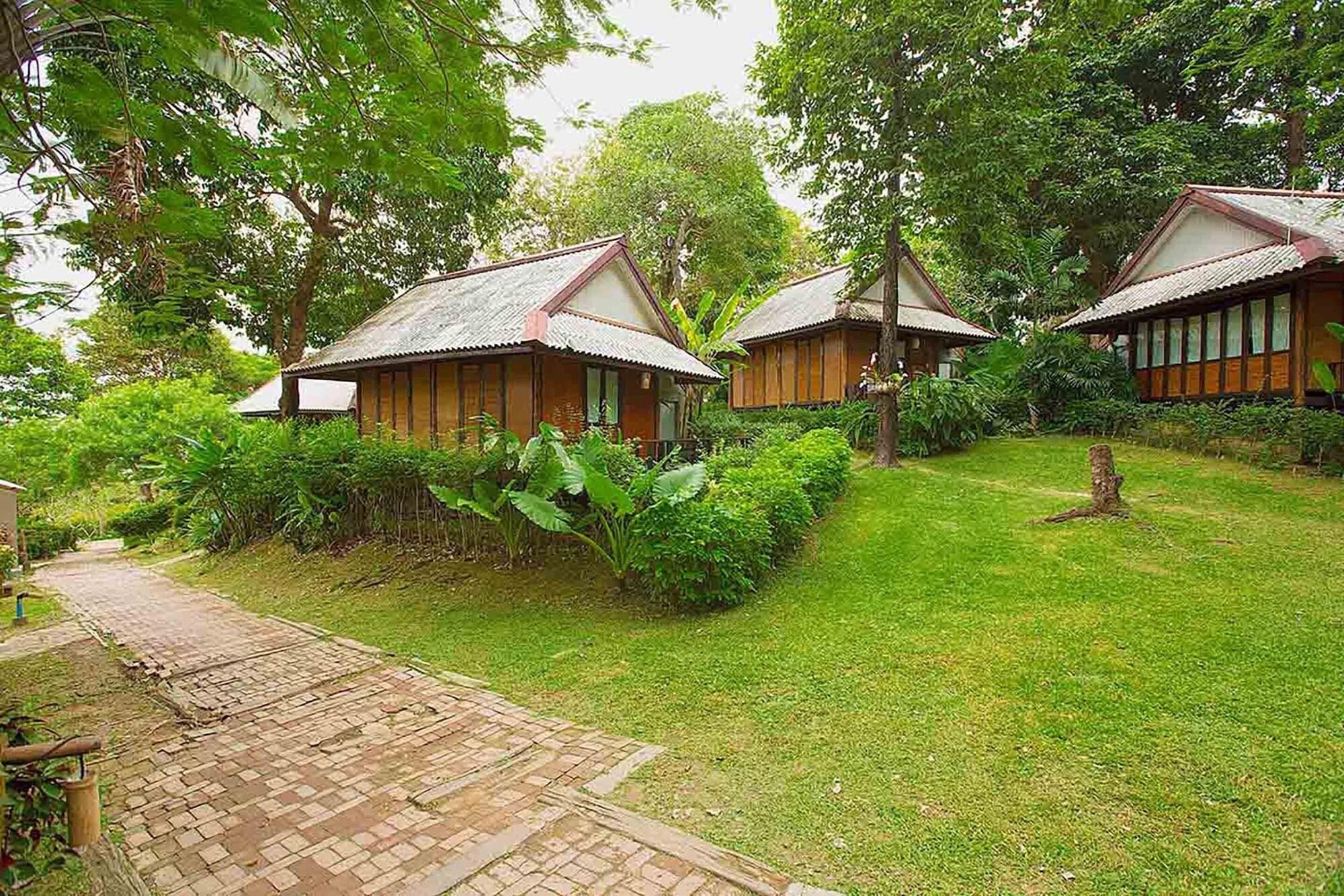 Srilanta Resort And Spa Ко-Ланта Екстер'єр фото